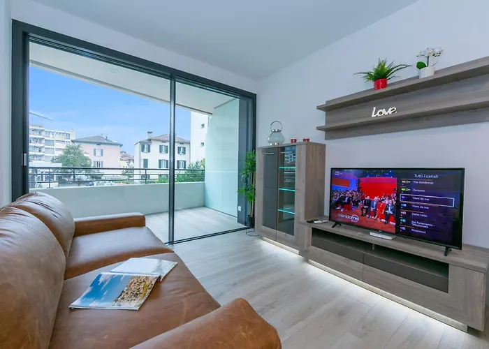 Enchanted Home - Happy Rentals